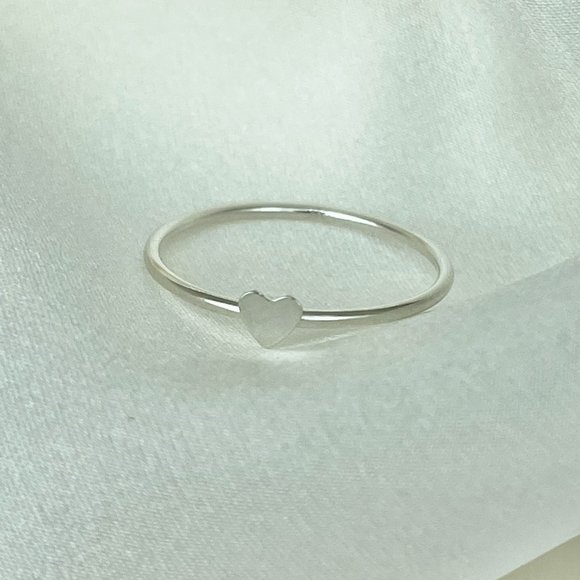 NWT Amerie Heart Ring // Sterling Silver (SIZE 6) - Picture 2 of 3